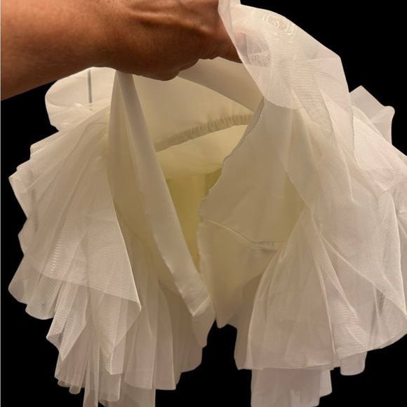 American princess Elegant Layered Dress with Floral Embroidery for girl size 10 - Picture 6 of 9